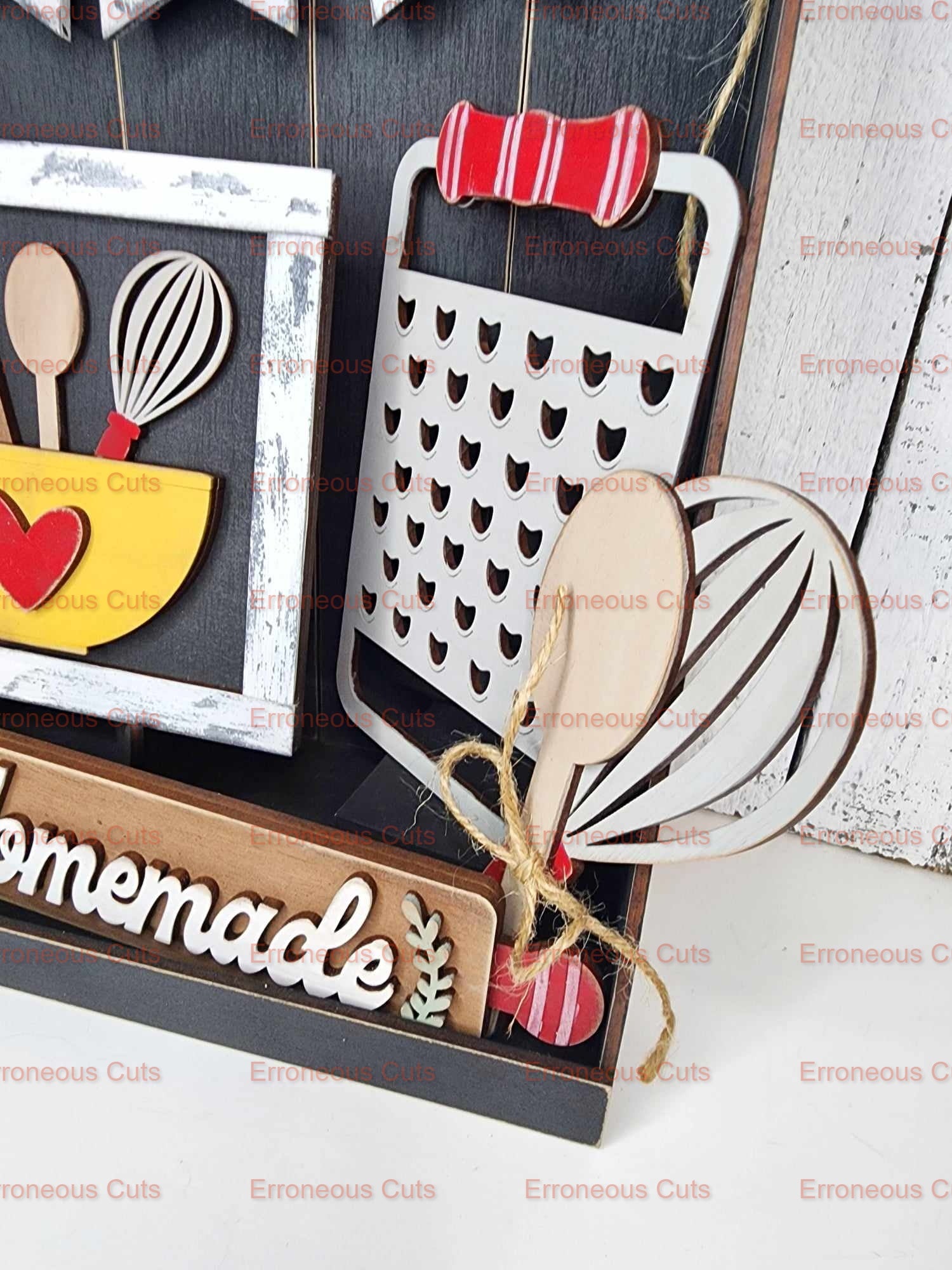 Shaker box with banner holder
